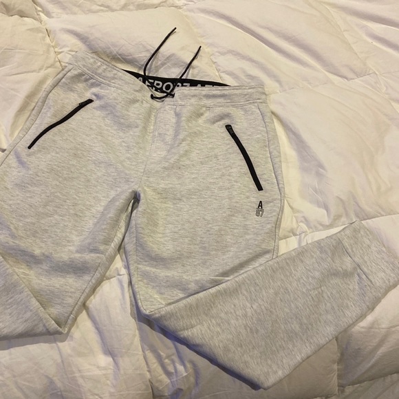 Men’s Aeropostale Sweatpants Size L - Picture 1 of 4